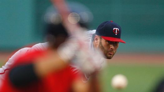 3-2. Lynn trabaja toda la ruta para los Vigilantes y vence a los Rockies