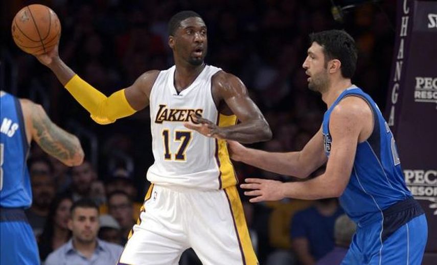 93-103. Recital de Nowitzki ante unos Lakers que no arrancan