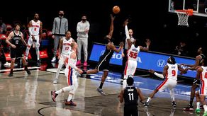 100-95. Ante los Pistons, Harden logra un triple-doble y los Nets el cuarto triunfo seguido