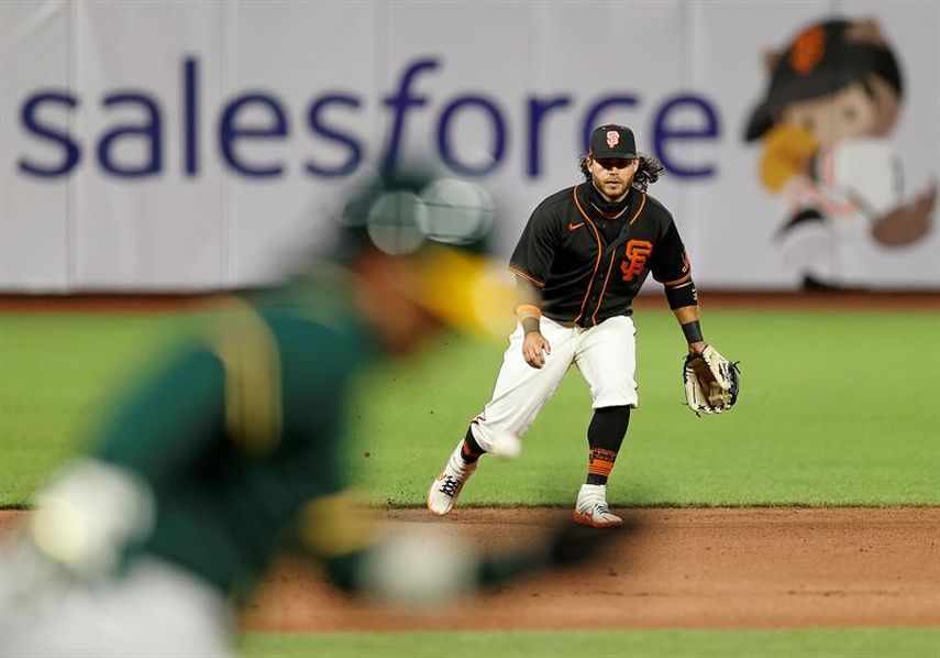 19-4. Crawford encabeza el bateo explosivo de los Gigantes que consolidan el liderato