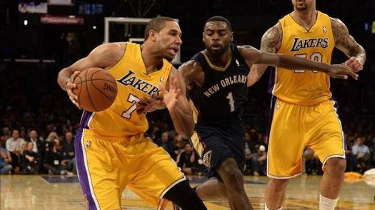 119-114. Pelicans superan 41 puntos de James y dejan a Cavaliers sin liderato