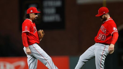 11-8. Walsh, grand slam y jonrón con Angelinos, que dejan tendidos a los Yanquis