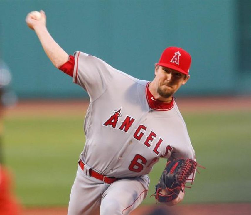 2-4. Rodón controla desde la lomita a los Angelinos