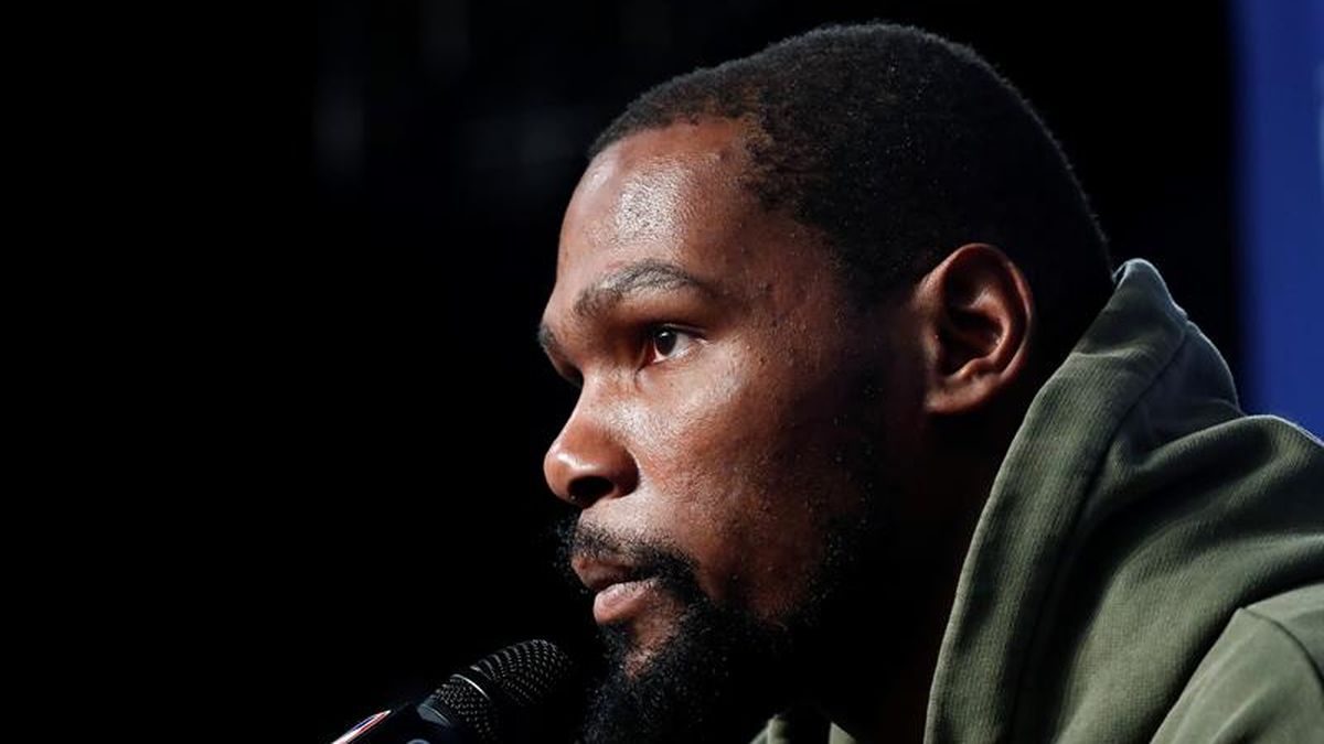 Durant viaja a Toronto con los Warriors aunque no juegue los dos primeros partidos