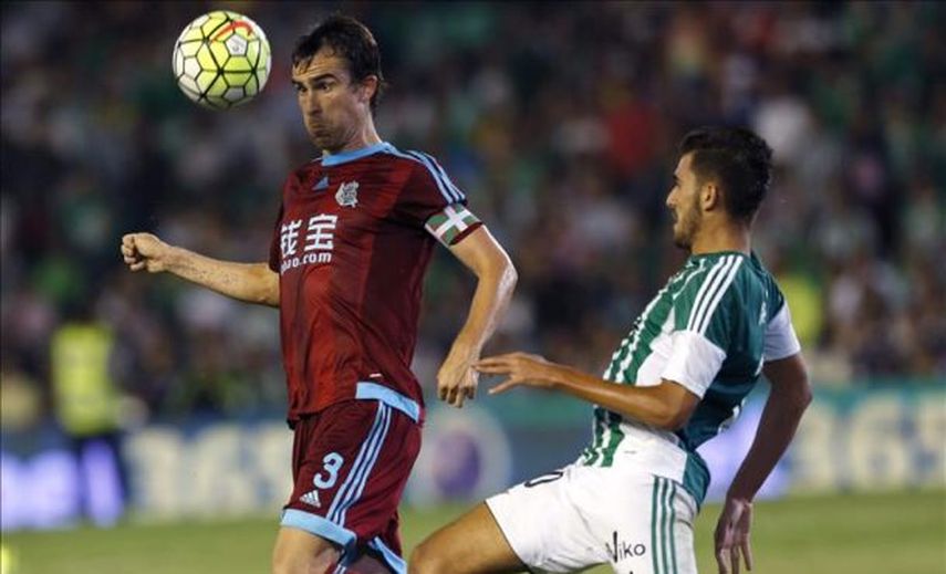 Mikel González: Si ganamos al Betis, veremos las cosas de manera diferente