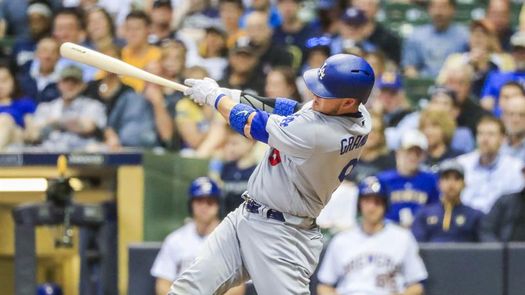 El cubano Grandal remolca tres carreras en la barrida de de los Medias Blancas sobre los Reales