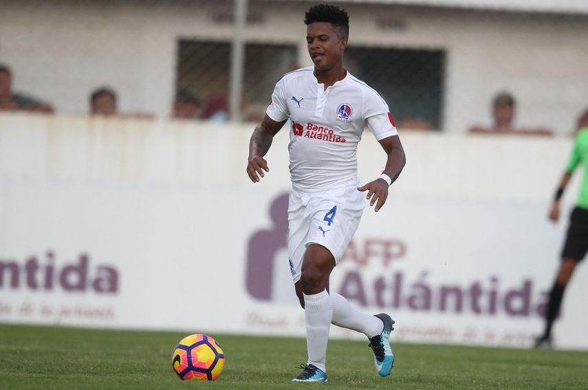 Luis Ovalle no ha llenado las expectativas en Honduras