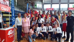 Nido de Águilas” campeones del baloncesto Kiwanis de escuelas oficiales