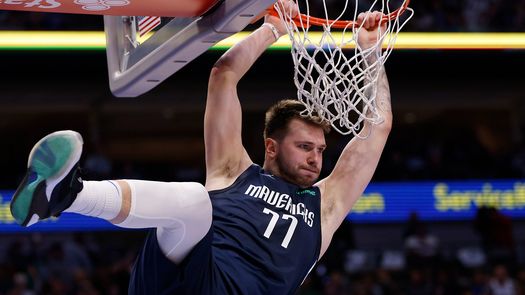 Luka Doncic anotó 33 puntos en la victoria de los Mavericks ante los Suns en el Juego 6. Este domingo se jugará el 7mo y decisivo Juego&nbsp;