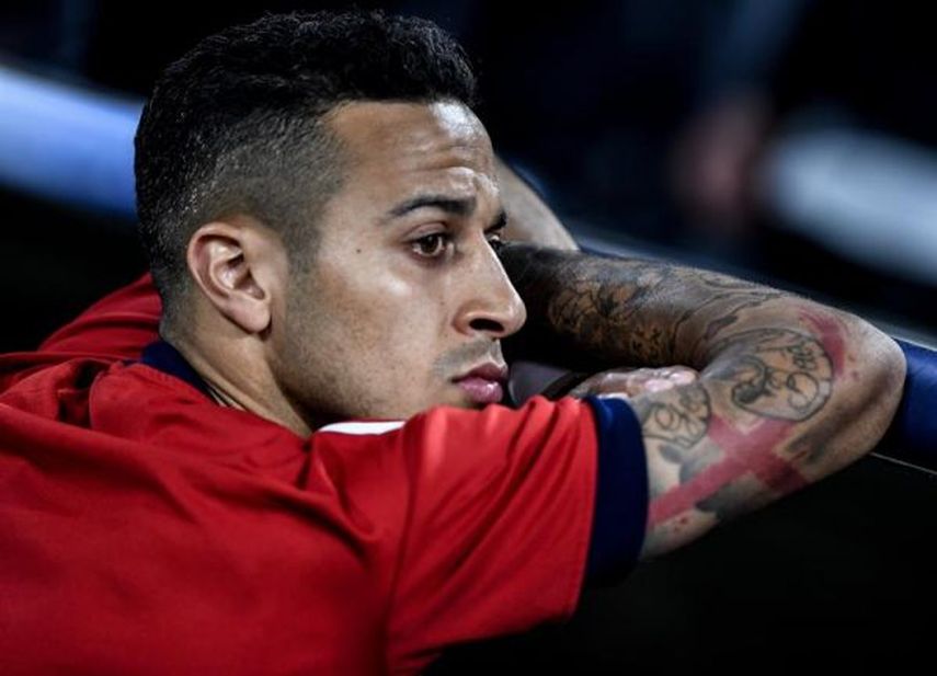 Thiago causa varias semanas de baja por lesión de ligamentos y cápsulas