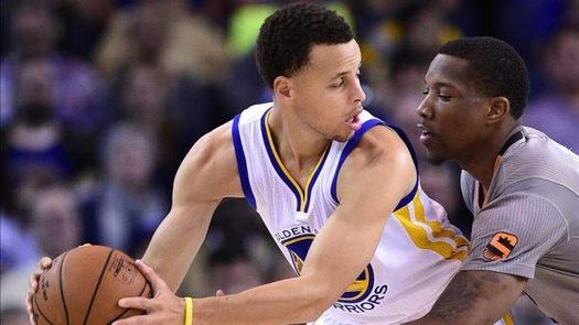 Curry superó su marca de triples y Pau Gasol amplió la de dobles-dobles