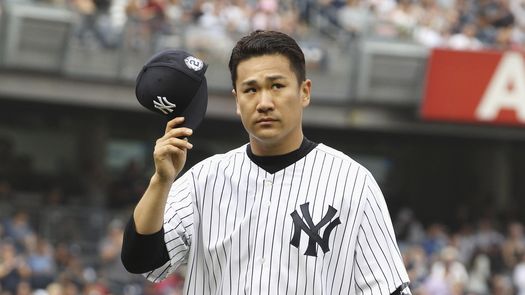 5-2. Tanaka regresa triunfal y Jeter recibe ovaciones