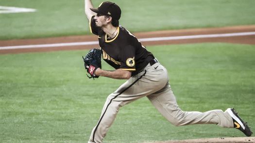 4-3. Davies domina con su serpentina a los Piratas y los Cachorros ganan la serie