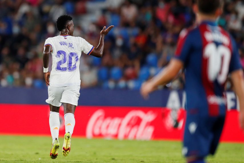 Vinicius Junior: Aquí intento jugar como en casa cuando estaba en Brasil