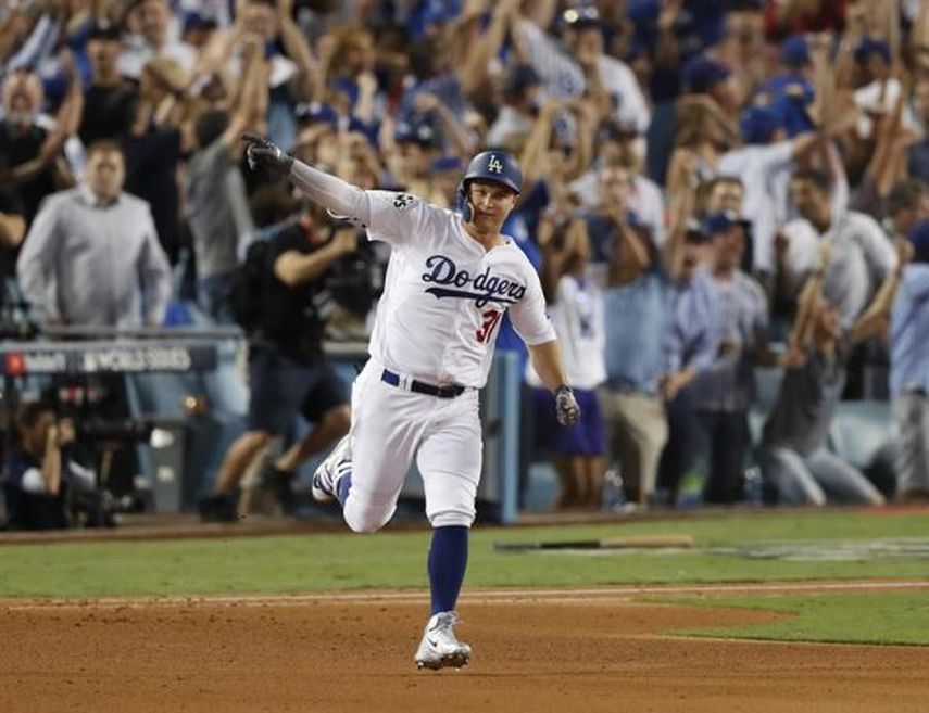 4-12. Pederson castiga con dos jonrones a los Rockies