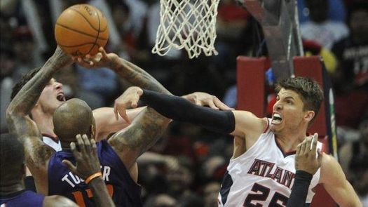 Hawks, Cavaliers, Clippers y Grizzlies aprovechan la ventaja de campo