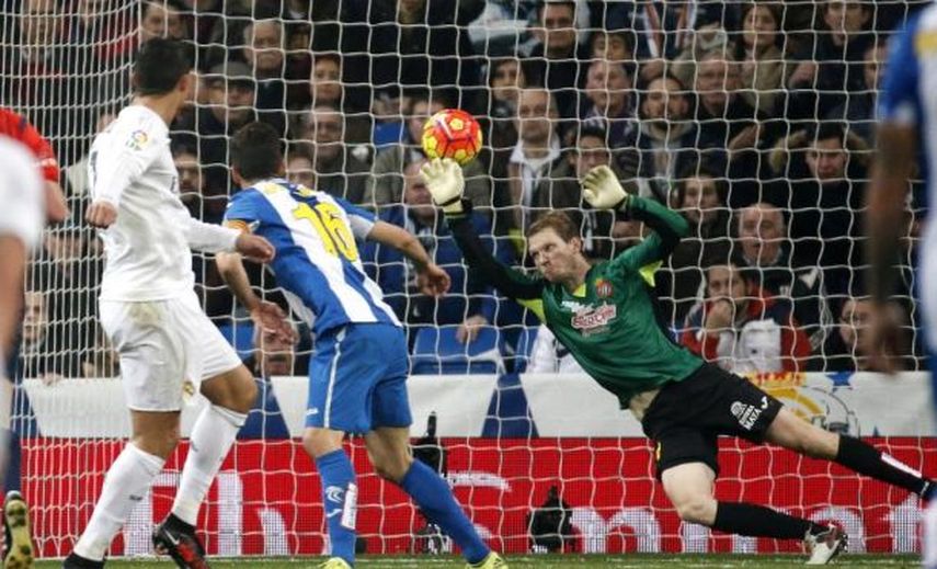 El Real Madrid vuelve a golear en el Bernabéu y el Sevilla irrumpe en Europa