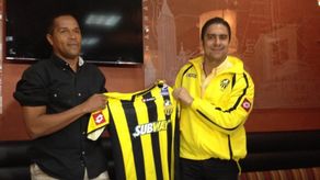 Víctor René Mendieta presentado como nuevo director técnico del CAI