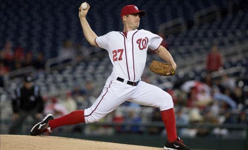 6-4. Zimmermann controla desde la lomita a los Bravos