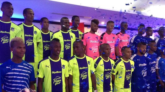 El Deportivo Árabe Unido de Colón hace innovación con sus uniformes