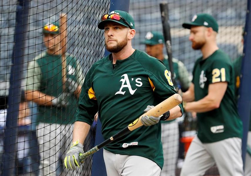 7-5. Lowrie jonronea para los Atléticos que vencen a los Diamondbacks