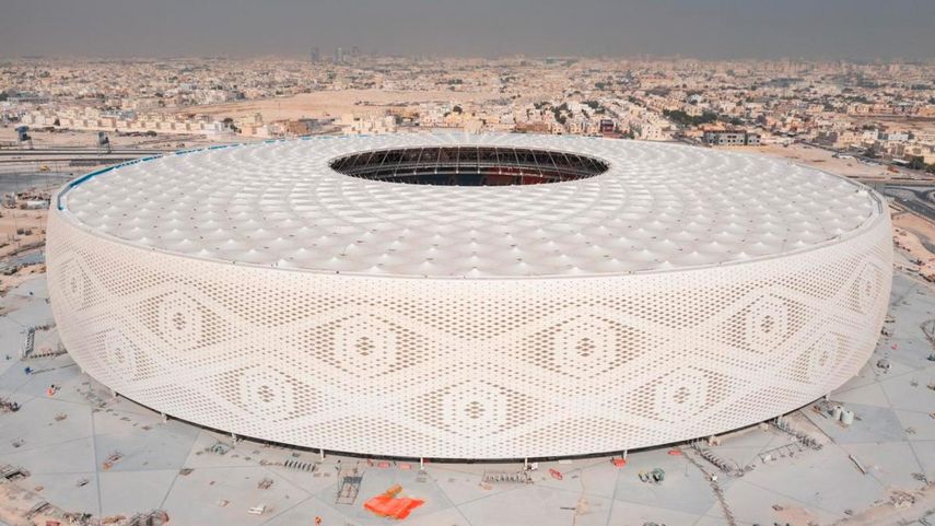 Estadios qataríes, entre la innovación y la polémica