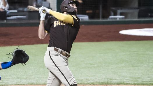 8-7. Hosmer sella con volado de sacrificio la victoria de los Padres