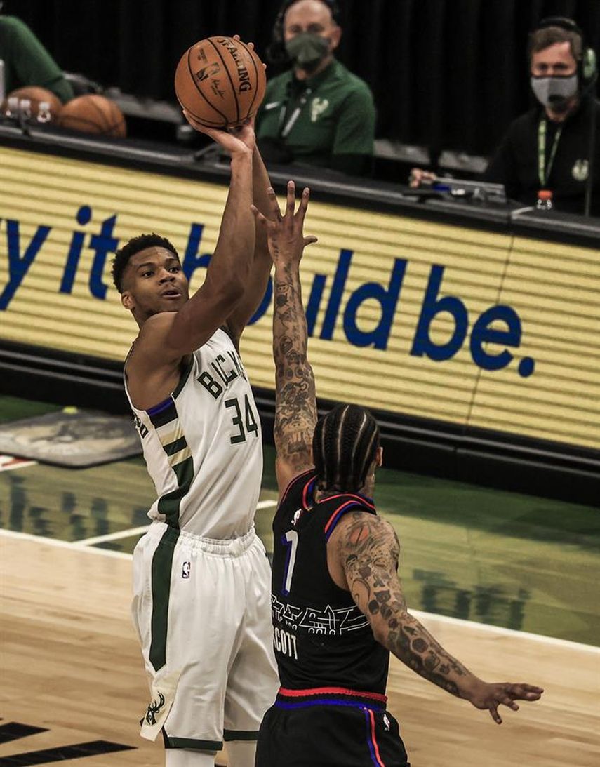 124-117. Ante los Sixers, Antetokounmpo supera a Embiid y construye la victoria de los Bucks