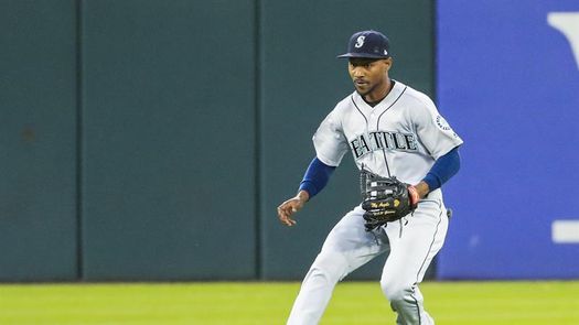 3-2. Jarrod Dyson firma el triunfo que consolida el dominio de los Reales sobre los Tigres