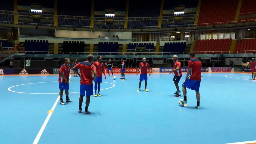 Panamá hizo su reconocimiento de cancha previo al debut.