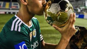 {alttext(,#DiezAñosUnaDécada: Ganadores del Balón de Oro en Liga10 )}