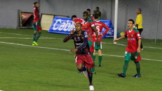 Plaza Amador cumplió en su debut y enciende la alarma en el Atlético Chiriquí