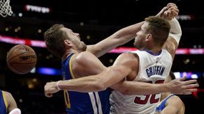 Los Warriors ganan el duelo a los Clippers; los Spurs cada vez más cerca del cuarto puesto
