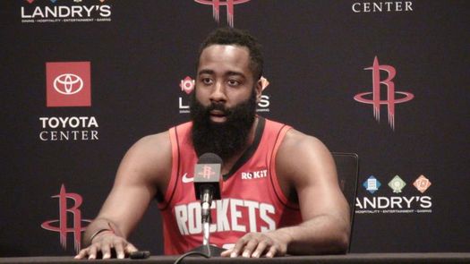 Los Rockets confirman la llegada de Harden y rechazan hablar de traspaso