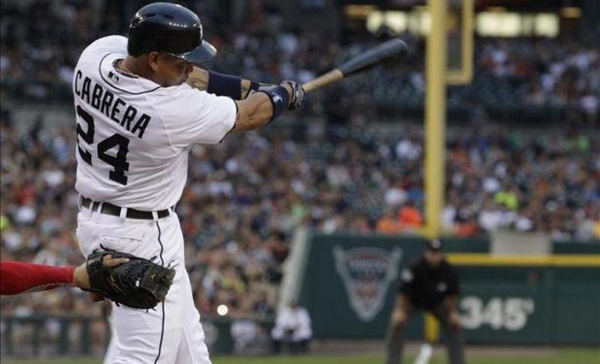 4-3. Cabrera impulsa el triunfo de Tigres que reducen su número mágico
