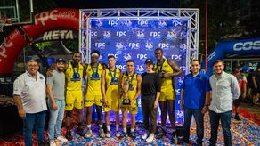 Kinder Garden es el primer equipo en ganar el título de Media Cancha.&nbsp;