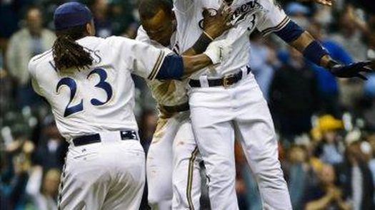 8-1. Nelson controla a los Tigres, que tuvieron a Ramírez logrando marca