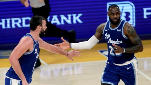 LeBron James se rinde ante Marc Gasol: Ve las jugadas antes de que sucedan