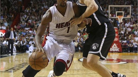 88-84. Bosh y Wade detienen la mala racha de los Heat