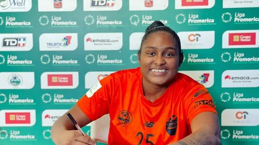 Yenith Bailey llega al fútbol de Costa Rica