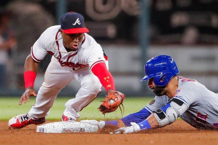José Bautista brilla con grand slam; Márquez gana a Hernández duelo abridores