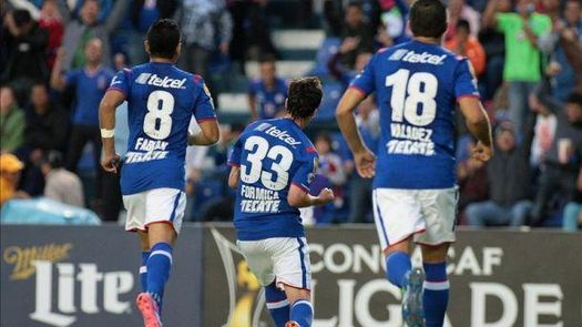 El Cruz Azul recibe al León que no gana de visita en el Apertura