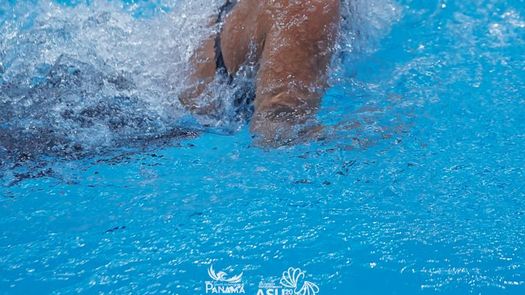 Emily Santos a la final de los 200 pecho en Asunción 2022
