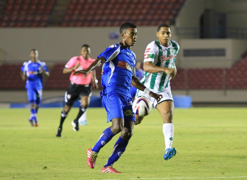 Partido con aires de revancha entre el Árabe Unido y el Alianza FC