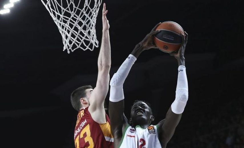 Los baskonistas Diop y Vildoza se quedan sin plaza en el draft de la NBA