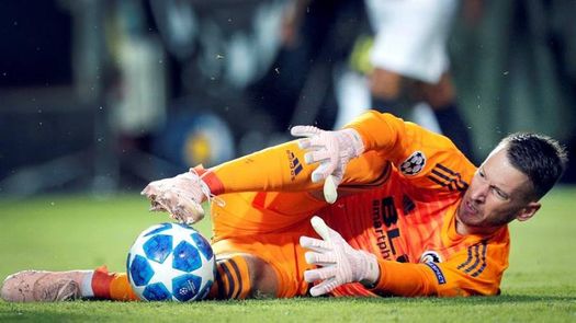 El Valencia necesita puntuar en Manchester para no descolgarse en su grupo