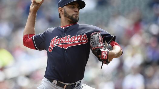4-2. Salazar hace un debut triunfal con los Indios y vence a los Mellizos