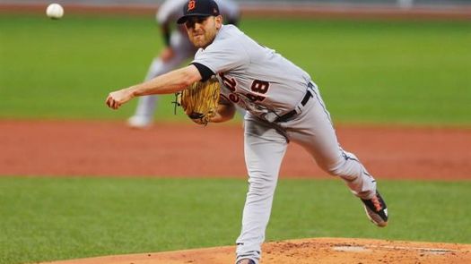 4-2. Boyd controla desde la lomita a los Mellizos