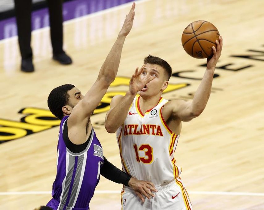 103-126. Bogdanovic lidera victoria de los Hawks; Willy, cerca del doble-doble