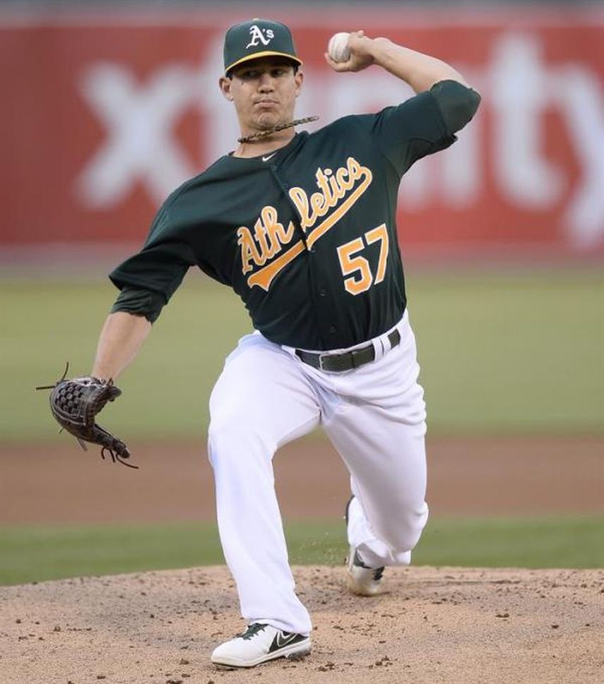 5-3. Milone domina con su serpentina y Reyes responde con dos jonrones